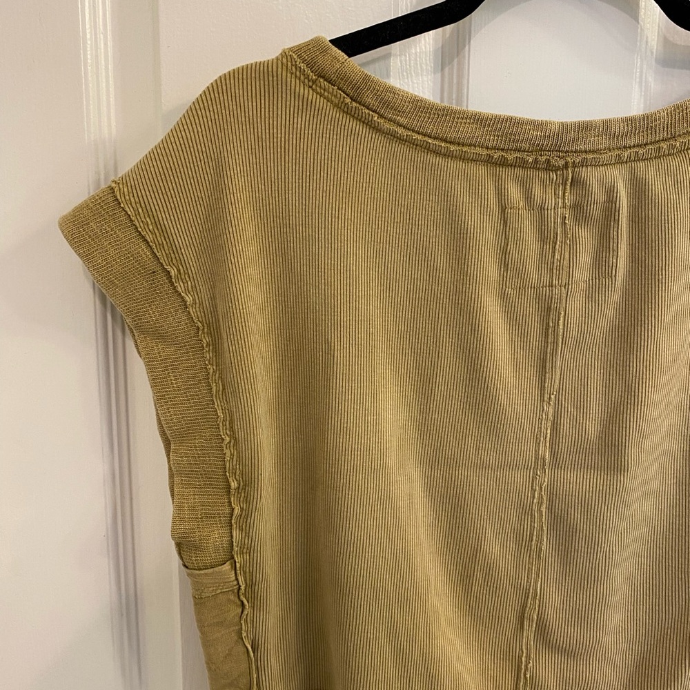 Pilcro Mustard Cropped Boxy Tee - Picture 6 of 10